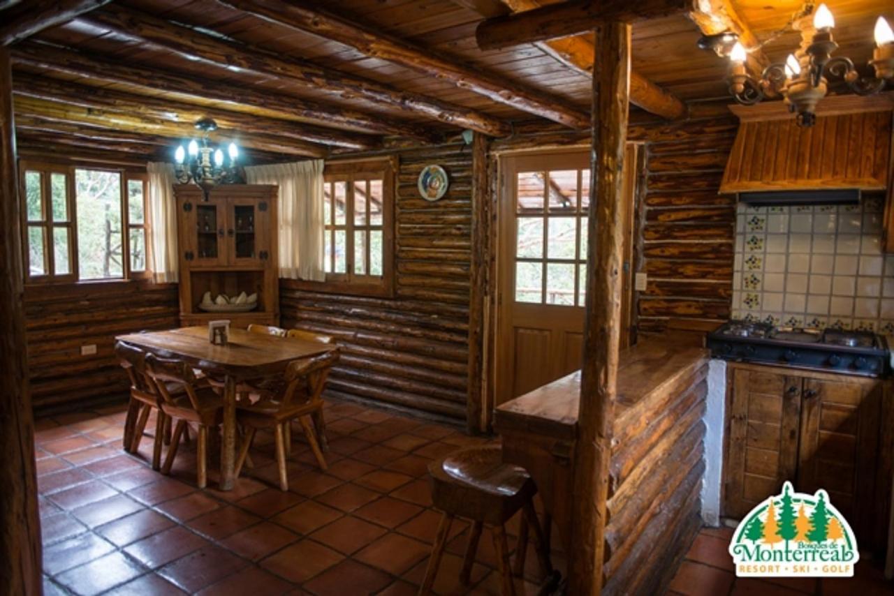 Bosques De Monterreal Ξενοδοχείο San Antonio de las Alazanas Εξωτερικό φωτογραφία