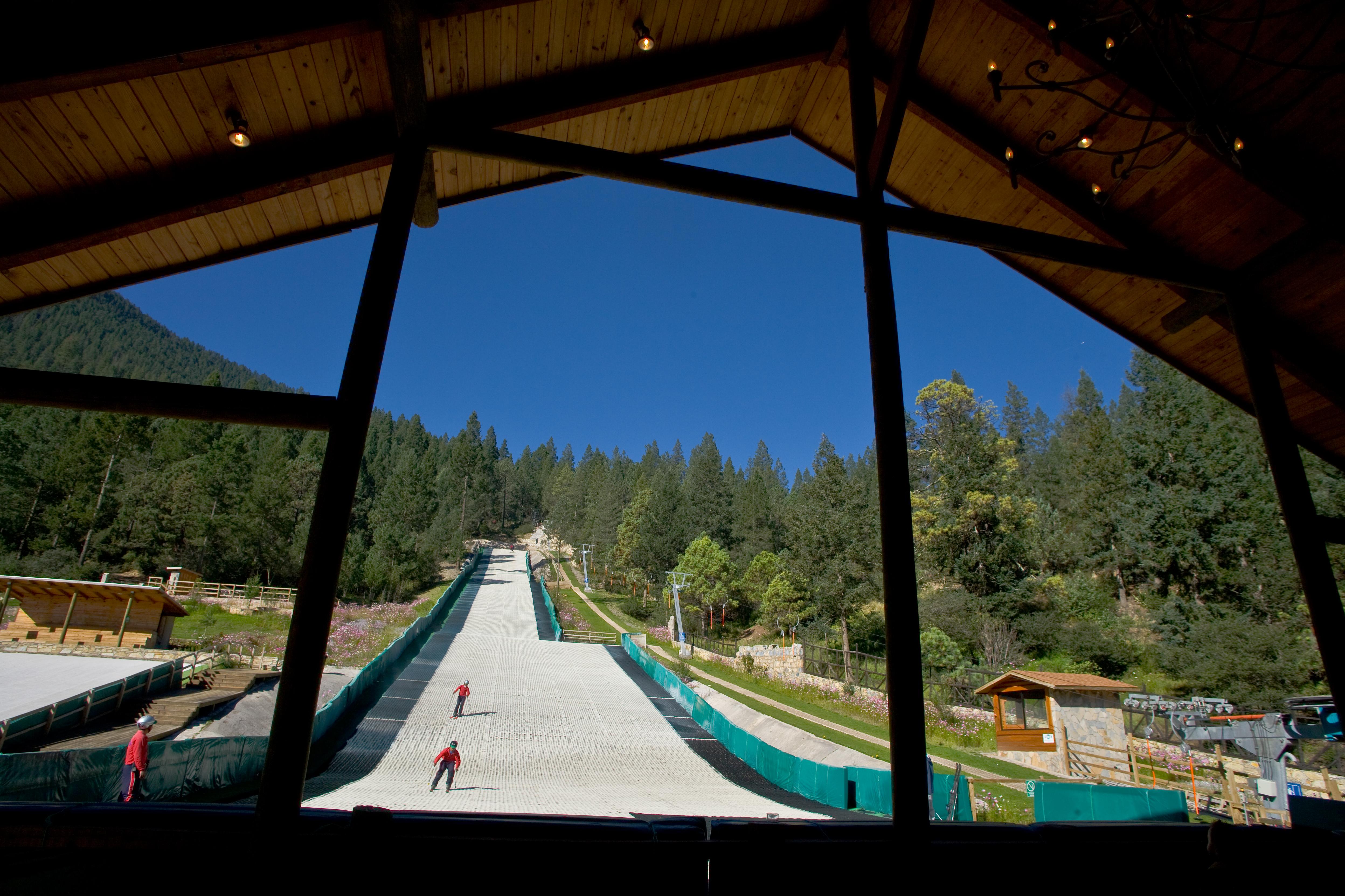 Bosques De Monterreal Ξενοδοχείο San Antonio de las Alazanas Εξωτερικό φωτογραφία